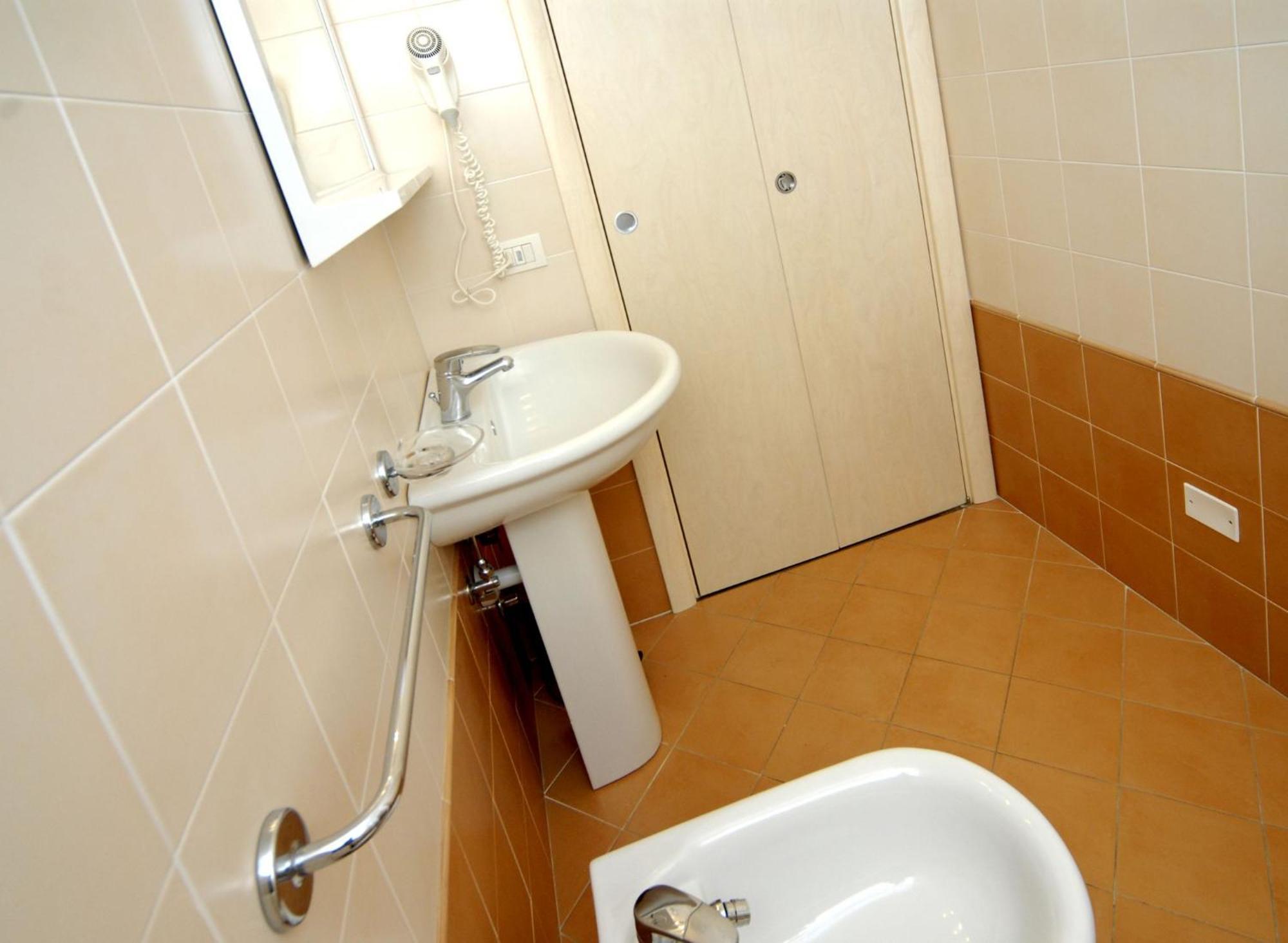 Peaceful Flat With Terrace And Wi-fi - Beahost